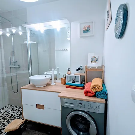 F2 Garage Box Wifi Terasse Clim Gare Fac Eco Richter Apartament